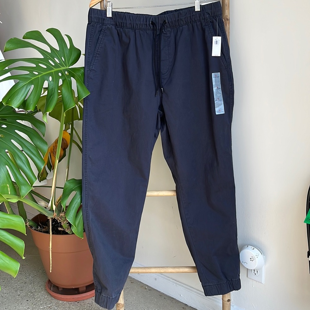 NWT Men’s Old Navy modern jogger